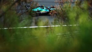 Fernando Alonso con Aston Martin durante el GP de Países Bajos en Zandvoort